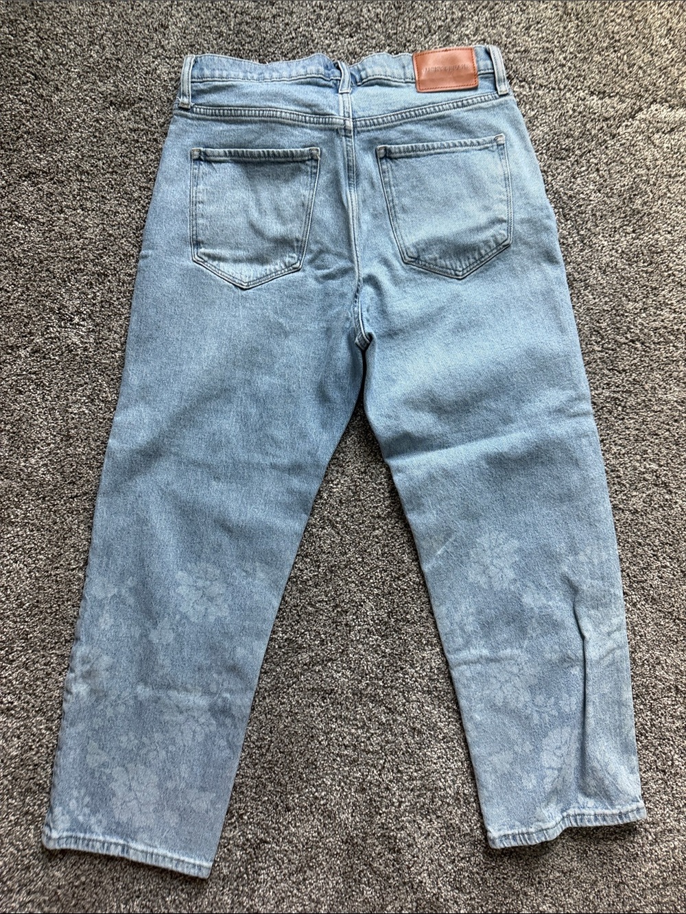 Lucky Brand Light Blue Denim Jeans with White Flower Accents Size 8 29 - Picture 4 of 5